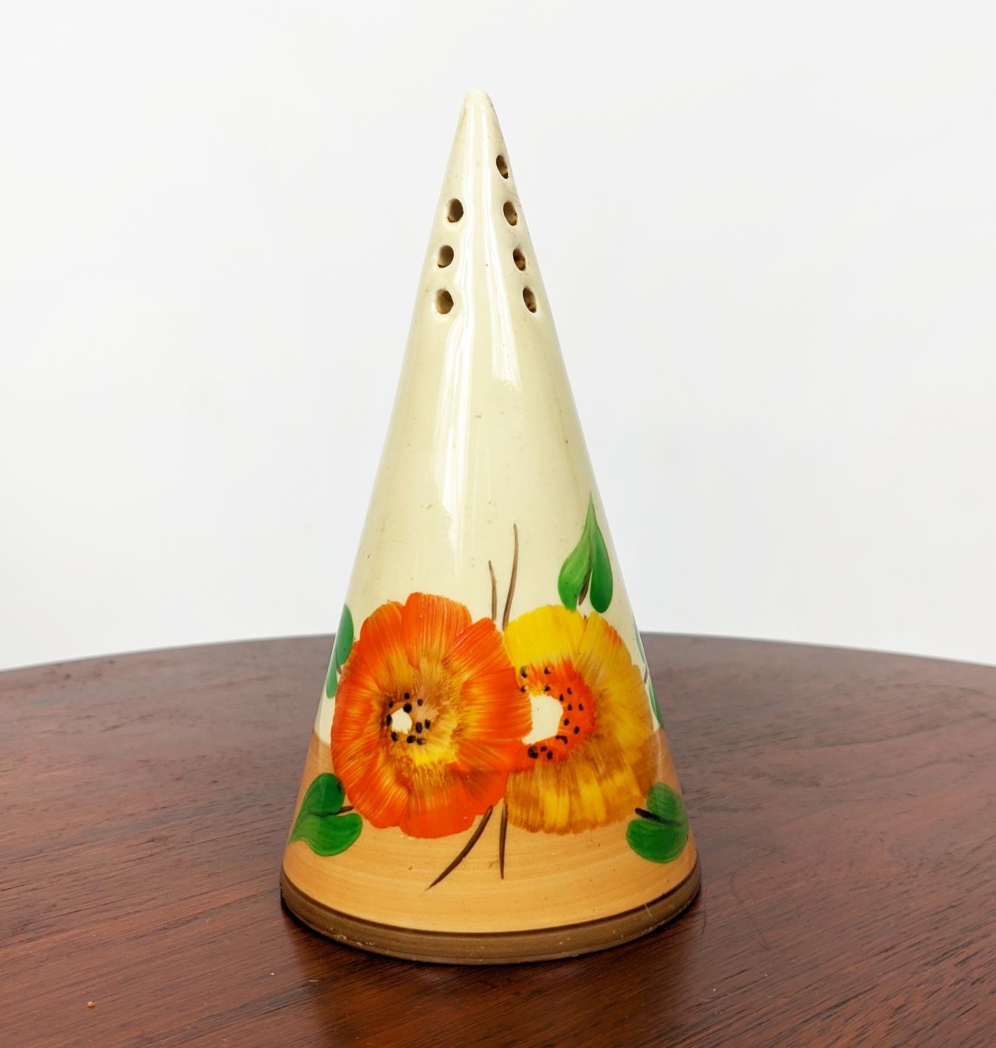 CLARICE CLIFF CONICAL SIFTER, a large and small 'crocus' bowl, a beehive 'crocus' sugar bowl and a - Bild 9 aus 14