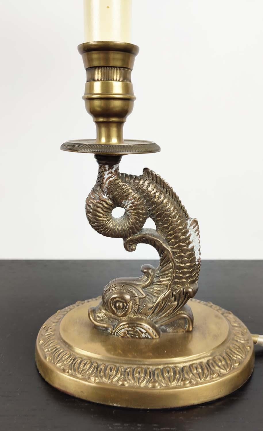 TABLE LAMPS, a pair, each 43cm H overall, including shades, in the form of brass dolphins. (2) - Image 2 of 5