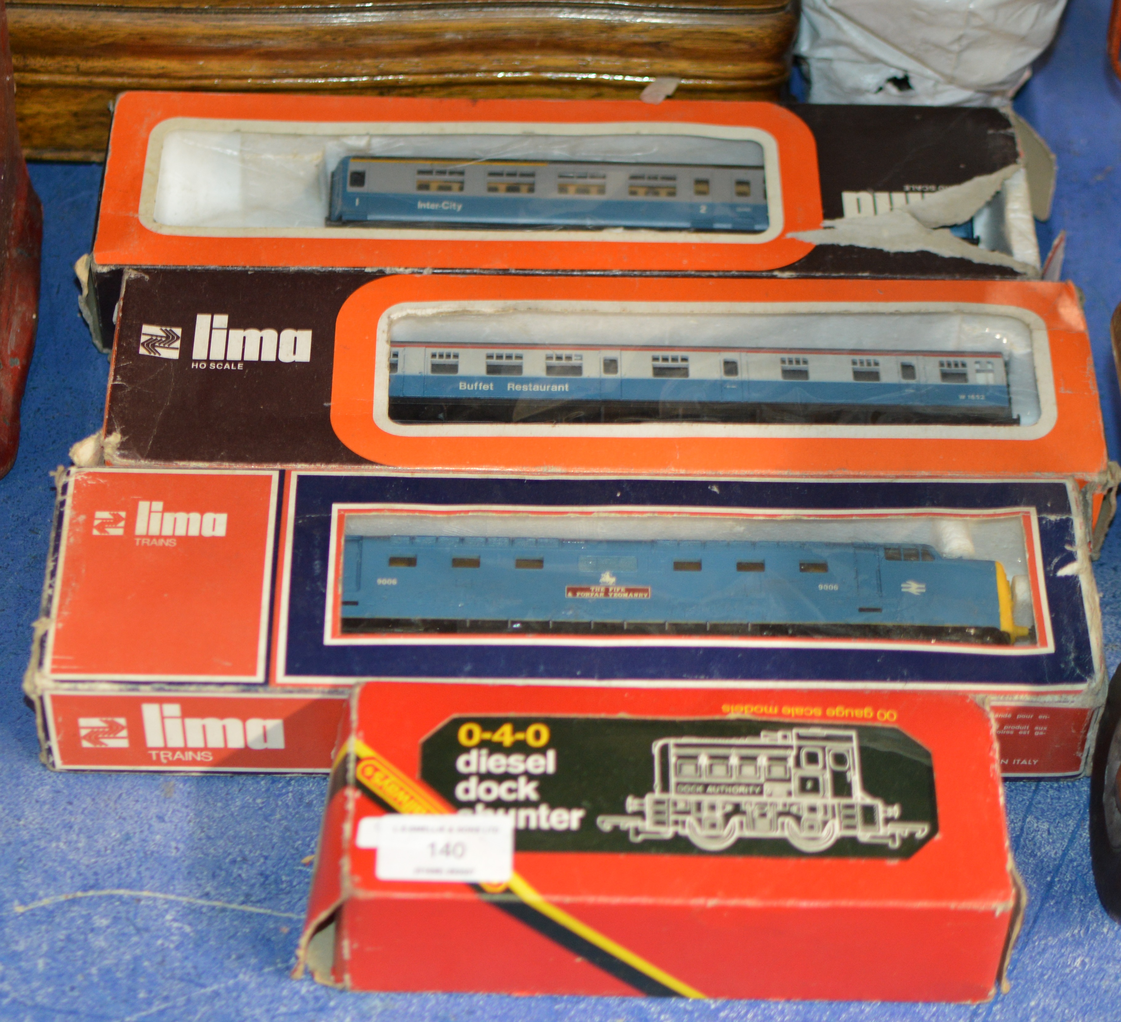 4 BOXED MODEL TRAINS & SMALL QUANTITY TRACK