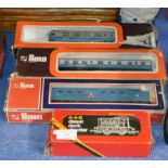 4 BOXED MODEL TRAINS & SMALL QUANTITY TRACK