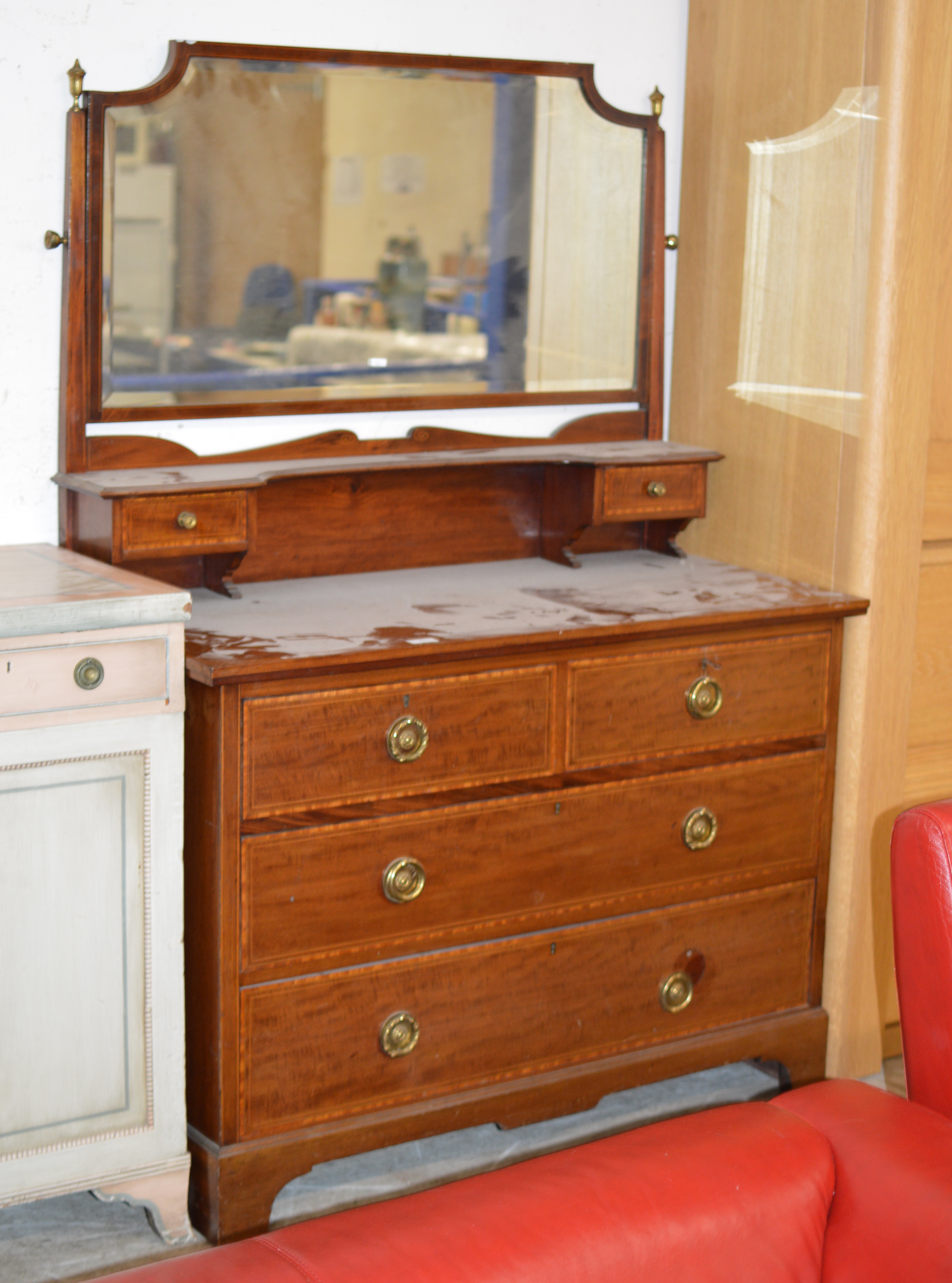 INLAID MAHOGANY 2 OVER 2 DRAWER DRESSING CHEST