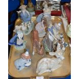 TRAY WITH VARIOUS FIGURINE & ANIMAL ORNAMENTS, LLADRO ETC
