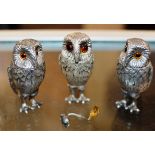 SET OF 3 FINE NOVELTY LONDON STERLING SILVER CRUETS, MODELS AS OWLS, COMPRISING MUSTARD POT WITH