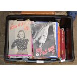 BOX WITH VARIOUS OLD MOVIE RELATED MAGAZINES