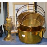 3 VARIOUS JELLY PANS & PARAFFIN LAMP