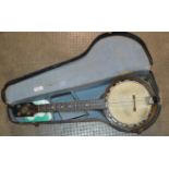OLD BANJO WITH CARRY CASE