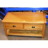 MODERN OAK COFFEE TABLE WITH STORAGE DRAWERS