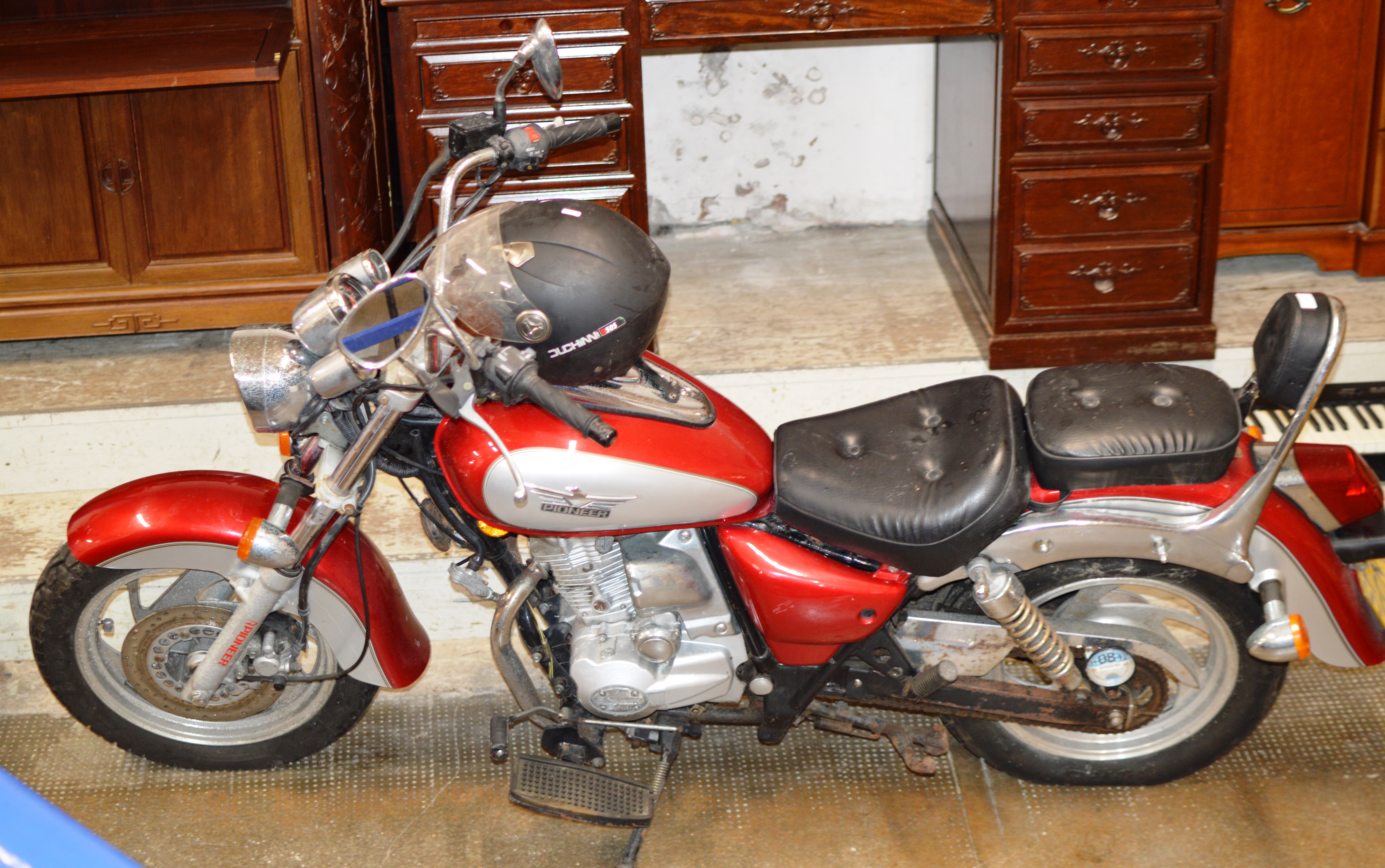 AMERICAN PIONEER 125CC MOTORCYCLE REGISTRATION SF07 ECN, WITH HELMET - NO V5 FORM OR KEYS WITH