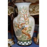 DECORATIVE ORIENTAL STYLE VASE