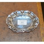 STERLING SILVER PIN DISH WITH DUBLIN ASSAY MARK, MAKER MARK FOR JEWELLERY & METAL MANUFACTURING CO