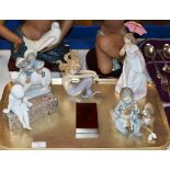 TRAY WITH VARIOUS LLADRO FIGURINE ORNAMENTS, ALL WITH ORIGINAL BOXES