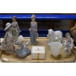 TRAY WITH VARIOUS LLADRO FIGURINE ORNAMENTS, POLAR BEAR, CUP ETC, ALL WITH ORIGINAL BOXES