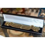 9 CARAT GOLD BRACELET - APPROXIMATE WEIGHT = 24.2 GRAMS