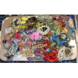 TRAY WITH QUANTITY VARIOUS COSTUME JEWELLERY