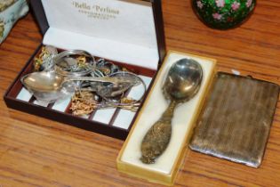 QUANTITY VARIOUS SILVER WARE, SOUVENIR SPOONS, JEWELLERY, CIGARETTE CASE ETC