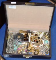 BOX WITH QUANTITY VARIOUS COSTUME JEWELLERY, OLD WAX SEAL ETC