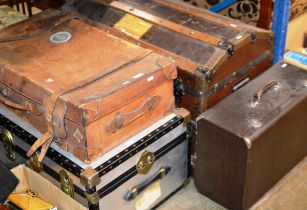 SEWING MACHINE, 2 OLD TRUNKS & VINTAGE LEATHER CASE