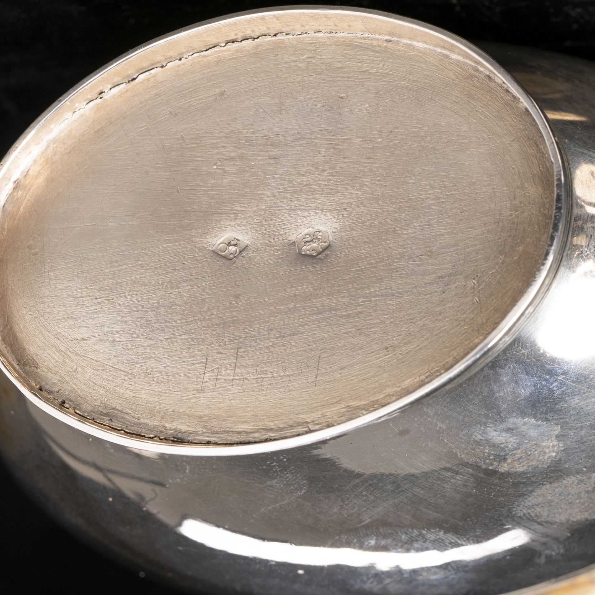 Due porta thè in argento con serrature - Image 4 of 4