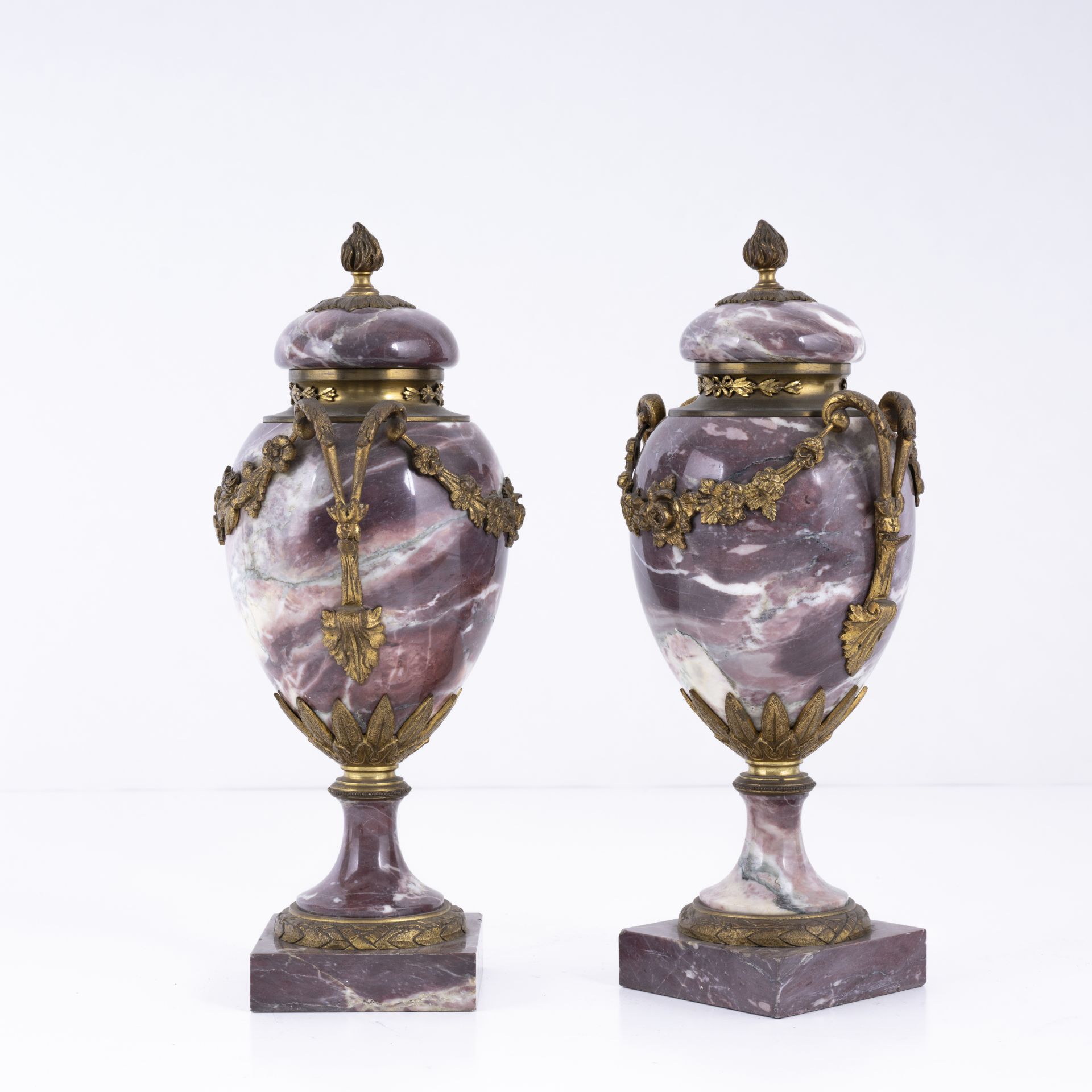 Coppia di vasi in stile Napoleone III - Image 5 of 8