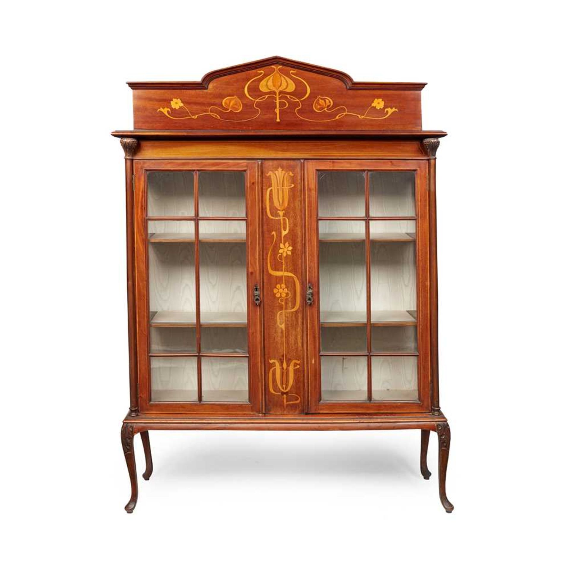 ENGLISH DISPLAY CABINET, CIRCA 1905