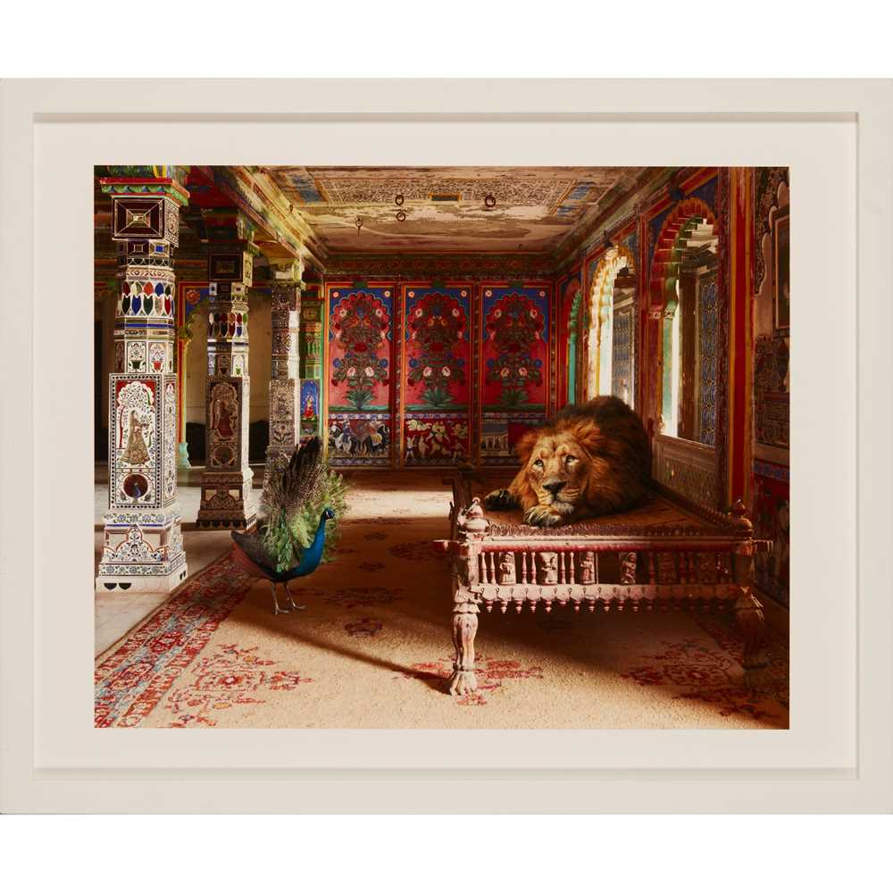 § KAREN KNORR (AMERICAN/BRITISH 1954-) THE LOVESICK PRINCE, AAM KHAS, JUNHA MAHAL, DUNGARPUR PALACE - Image 2 of 3