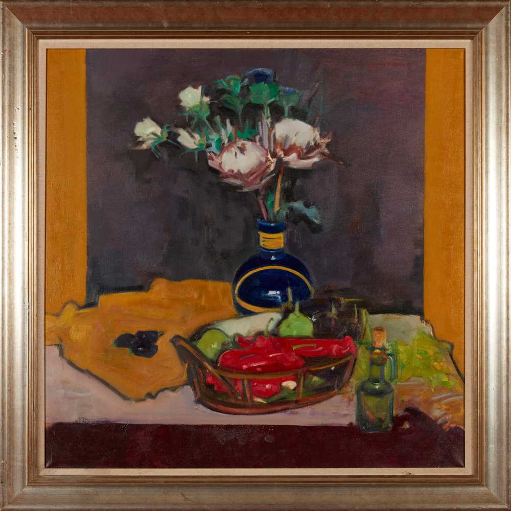 § NORMAN KIRKHAM R.G.I. (SCOTTISH 1936-2021) STILL LIFE WITH KING PROTEA - Image 2 of 3