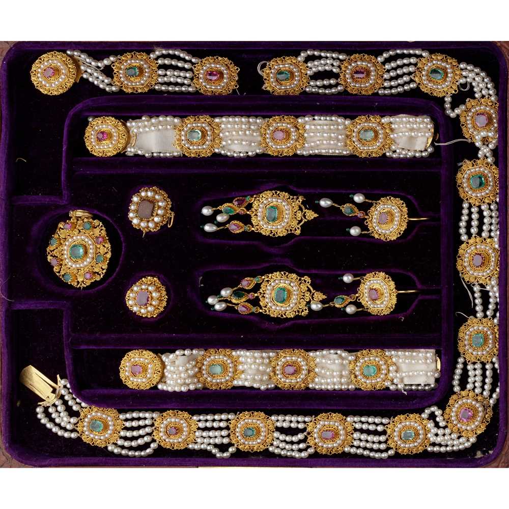 An Indian late 19th century gem-set jewellery suite - Image 2 of 2