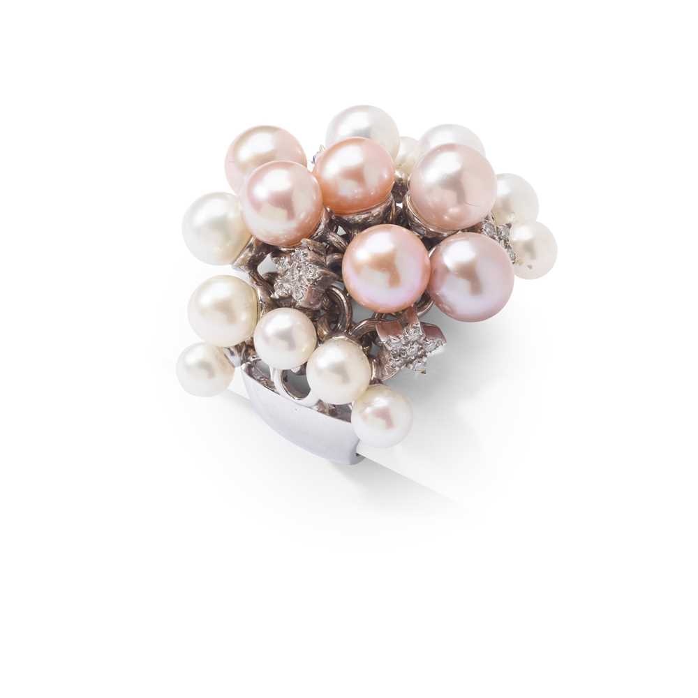 A cultured pearl and diamond dress ring - Image 4 of 4