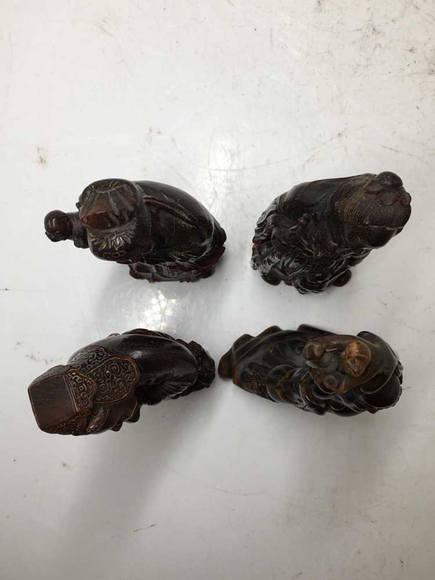 GROUP OF SIX CARVED BUFFALO HORN FIGURES 19TH-20TH CENTURY - Image 24 of 26