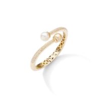 A cultured pearl and diamond bangle