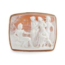 A shell cameo brooch