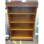 Bookcase Approx. 122cm x 82cm x 33cm