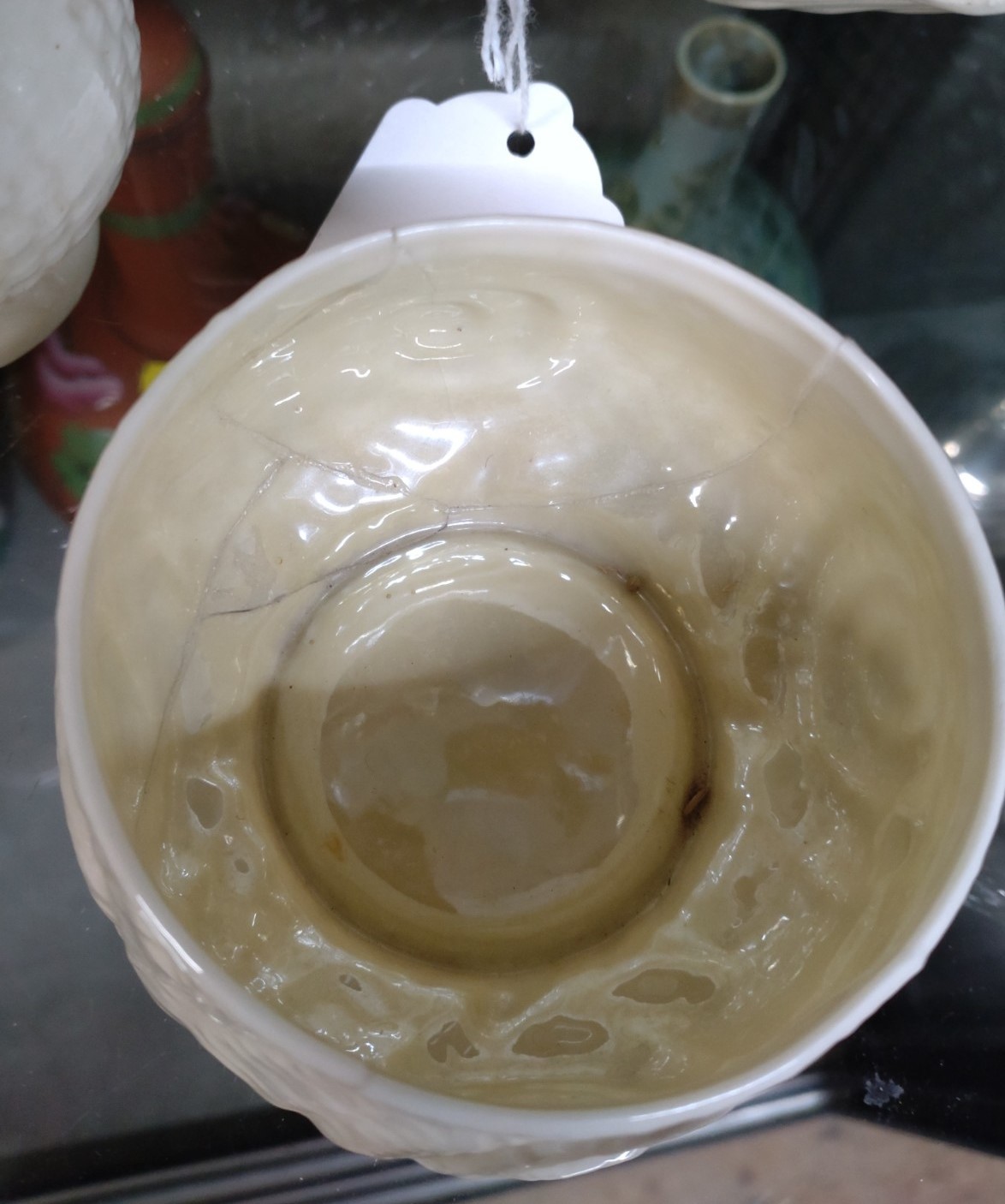 Beleek Shamrock jug and shell jug, both 9.5cm high, shamrock bowl and shell bowl, both 9cm - Image 2 of 3