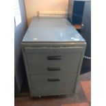 A metal Gun Cabinet 20th century. 92 x 62 x 31cm