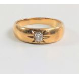 An 18ct gold diamond ring 6.01g, size O