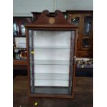 An Edwardian Inlaid mahogany small glass display cabinet. Circa 1905. 74cm x 43cm x 18cm.