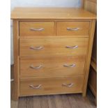 An oak chest of drawers; two short over three long drawers. Modern. 102cm x 98cm x 44cm.