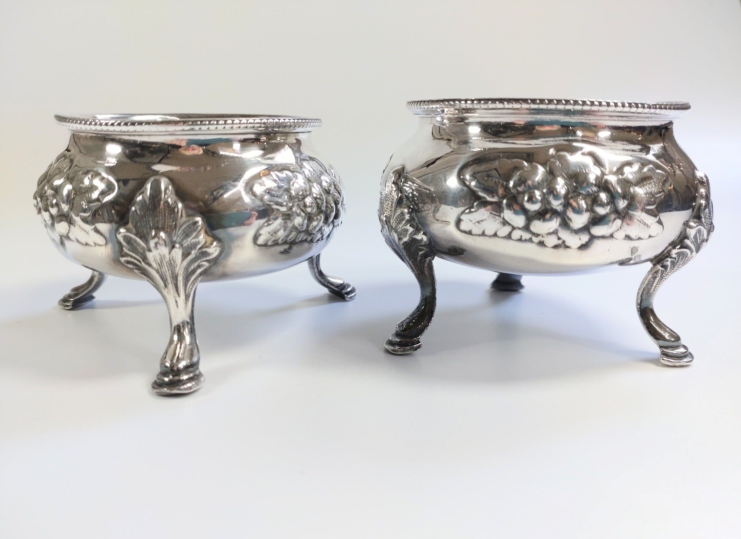 A pair of silver plated salt cellars. Victorian. (2)