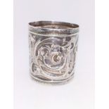 An arts and crafts beaker in the style of Liberty, apparently unmarked. 55.4gms