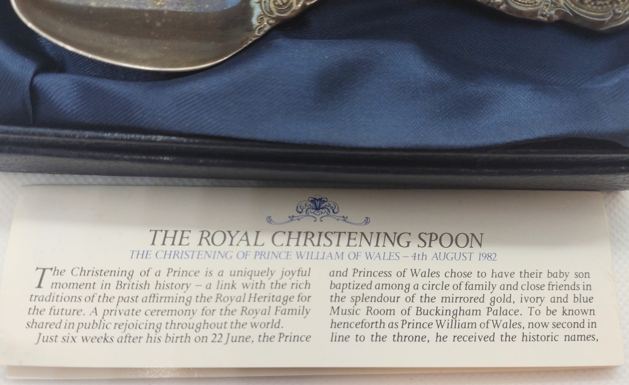 A modern sterling silver Christening spoon. London 1982. Fitted case. - Image 4 of 4