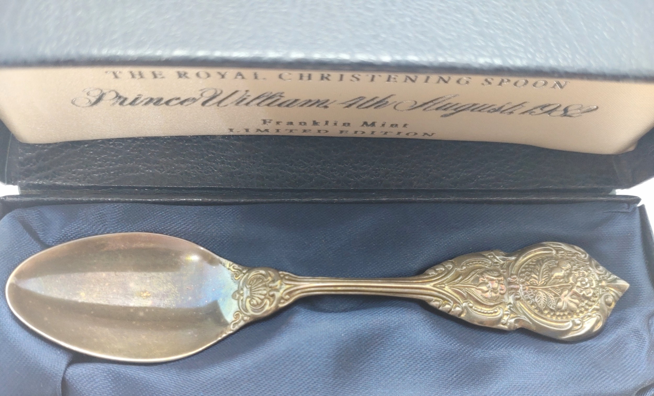 A modern sterling silver Christening spoon. London 1982. Fitted case. - Image 2 of 4