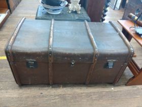 A Vintage trunk. Circa 1930