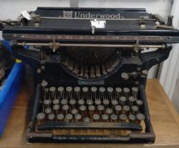 A 1920's Underwood typewriter
