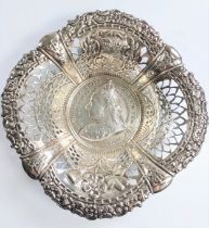 A Queen Victoria sterling silver Diamond Jubilee sweet meat dish. Birmingham 1897. 12cm wide. 60