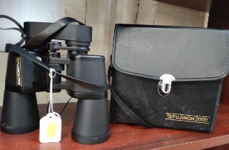 Fujinon 2000 binoculars in black case with instructions leaflet.