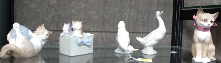 Two Nao geese, two Nao cats and a Japanese cat. 10cm to 15.5cm. (5)