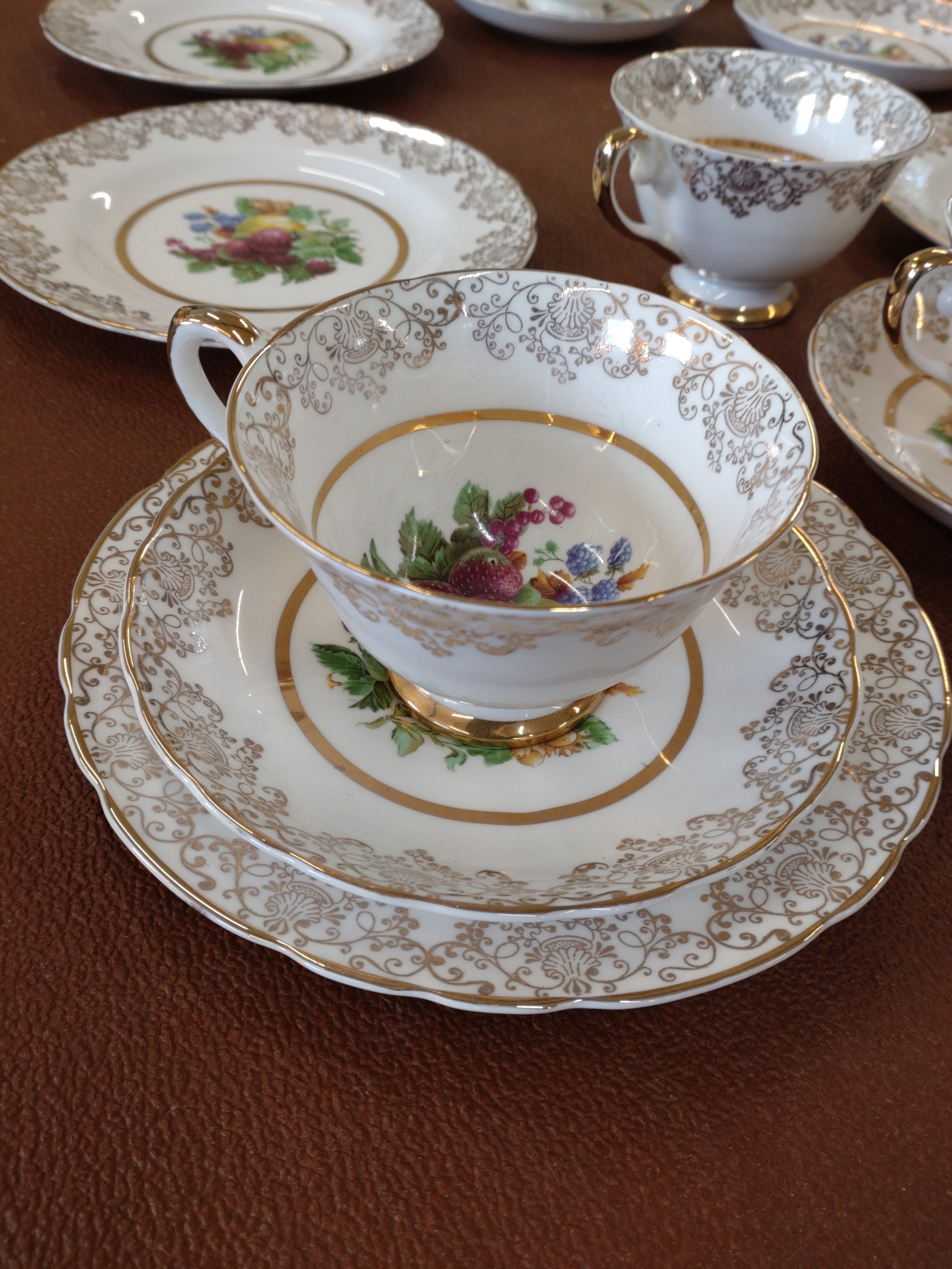 Ceramics by different makers including Royal Albert Anniversary Rose part tea-service (lacks teapot) - Image 2 of 5