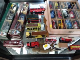 Two Lledo 3-part sets of Railway Vans in boxes, loose commercial vehicles by Lledo Days Gone,