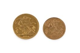 A George V sovereign, dated 1928, and an Edward VII half sovereign, dated 1907 (2)
