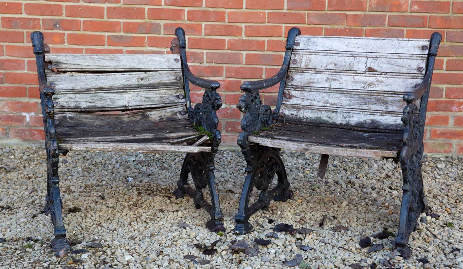 A garden bench and two matching seats - Image 5 of 7